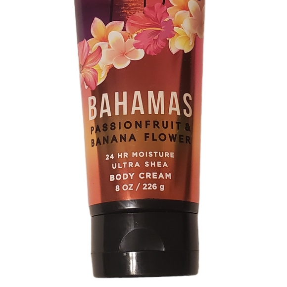 Bath & Body Works Bahamas Passionfruit & Banana Flower Lotion - Picture 3 of 5